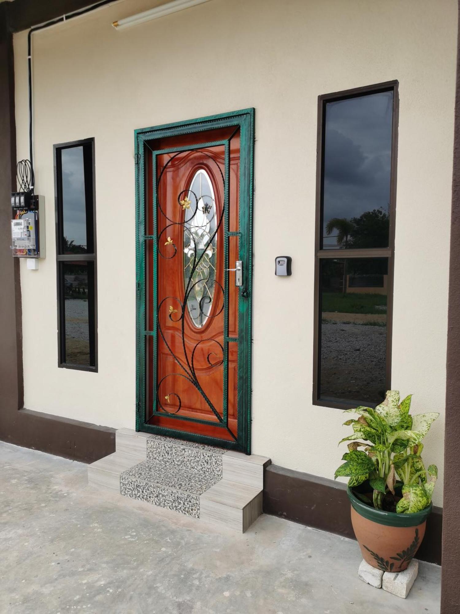 Villa Tok Wan Куантан Екстериор снимка